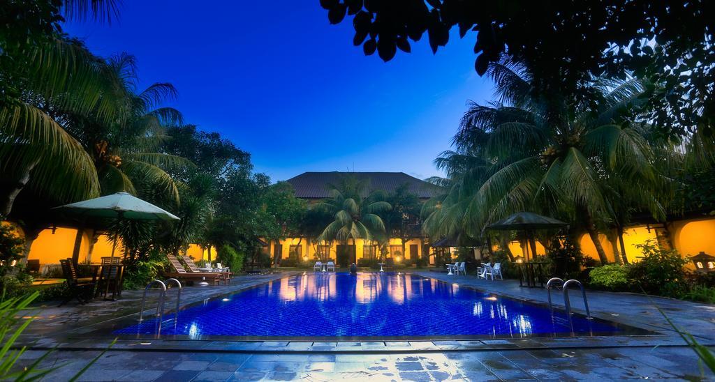 Lombok Garden Hotel Mataram Ngoại thất bức ảnh