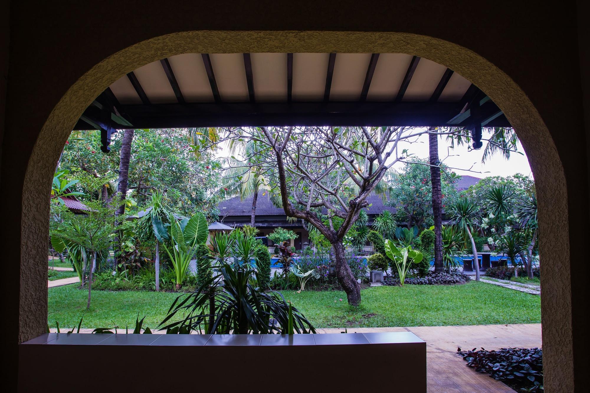 Lombok Garden Hotel Mataram Ngoại thất bức ảnh