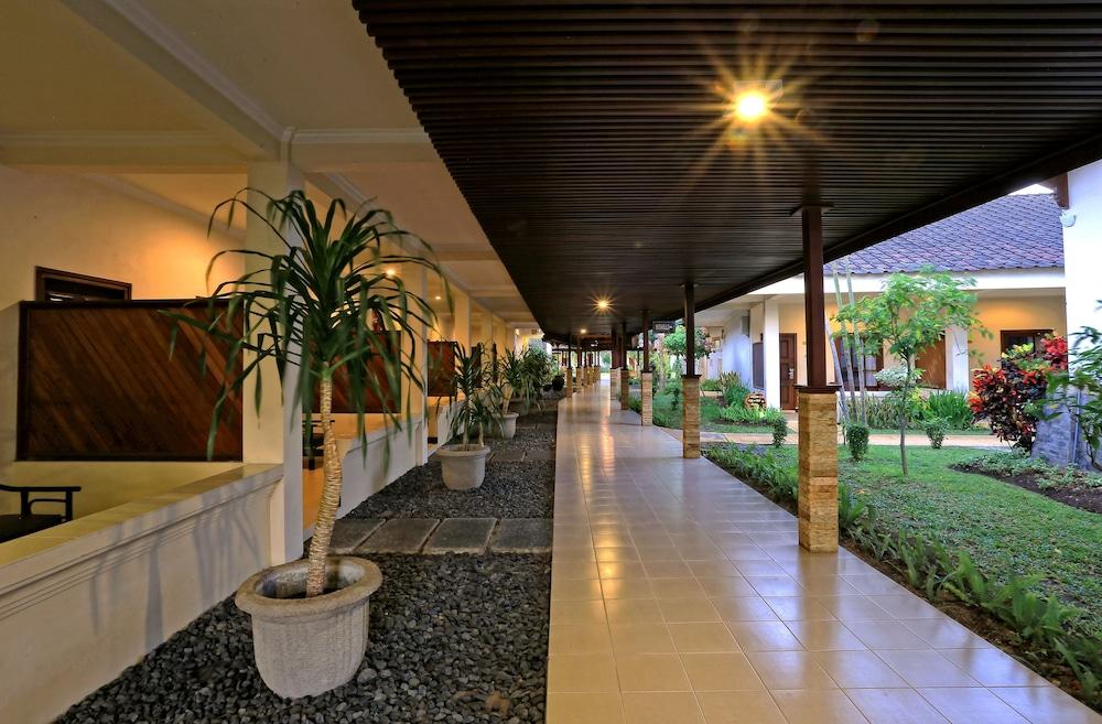 Lombok Garden Hotel Mataram Ngoại thất bức ảnh
