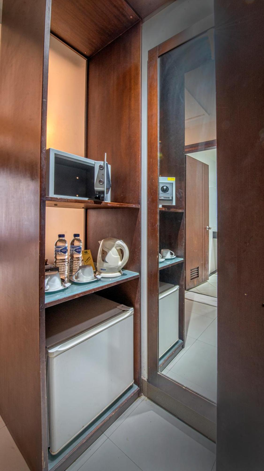 Lombok Garden Hotel Mataram Ngoại thất bức ảnh