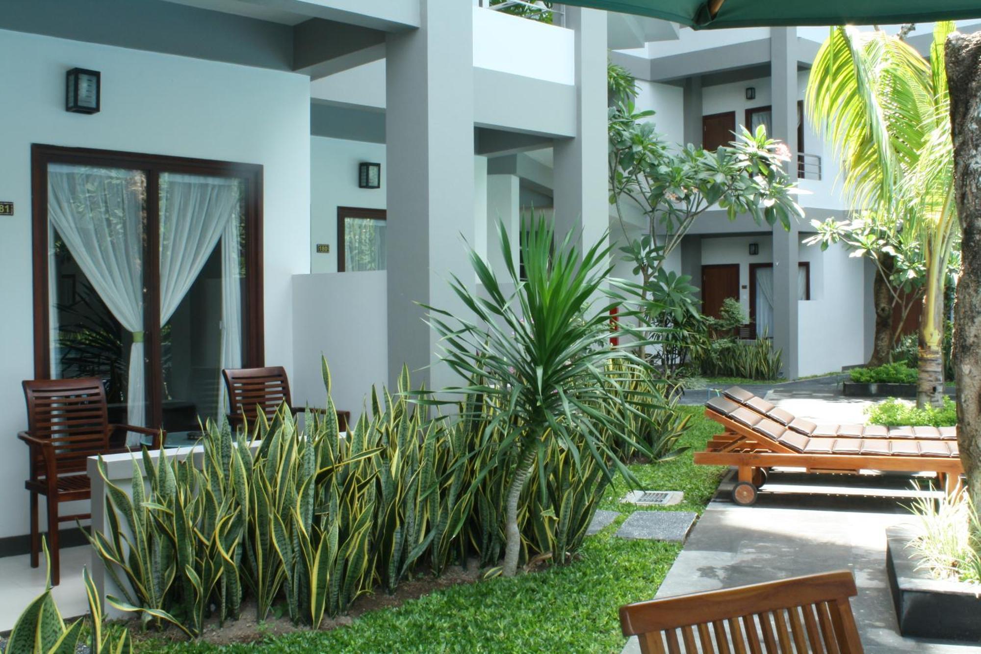 Lombok Garden Hotel Mataram Ngoại thất bức ảnh
