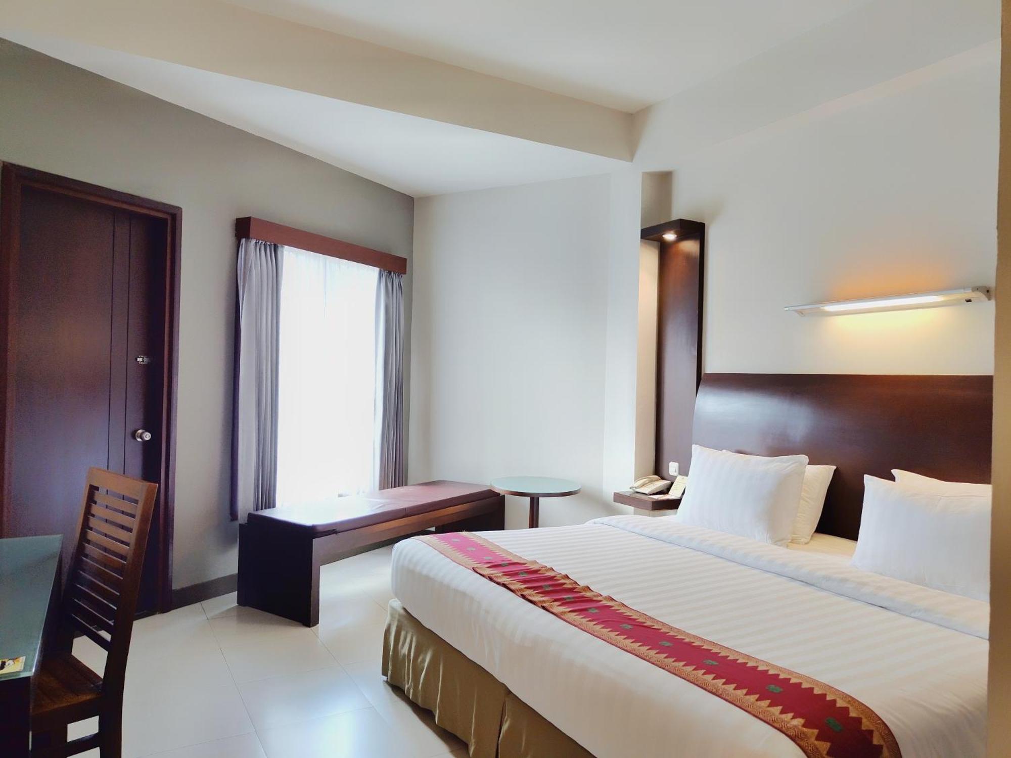 Lombok Garden Hotel Mataram Ngoại thất bức ảnh