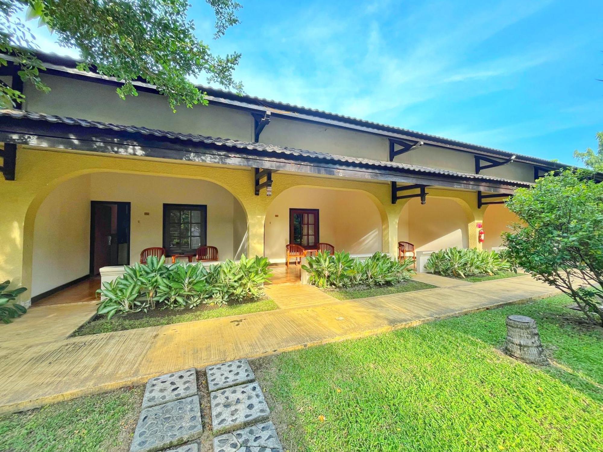 Lombok Garden Hotel Mataram Ngoại thất bức ảnh